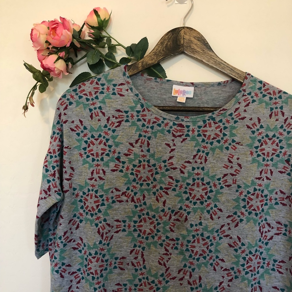 🌸LuLaRoe Top🌸